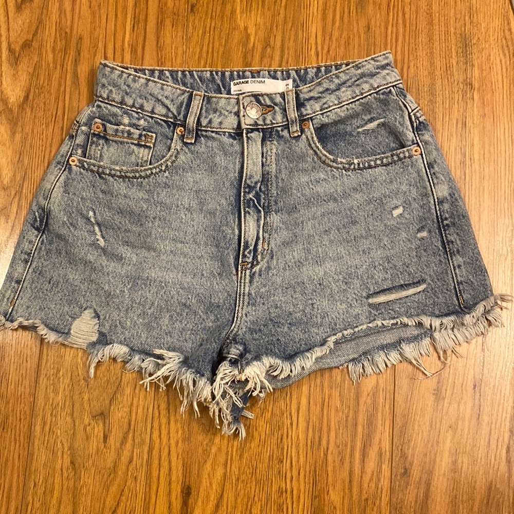 Garage shorts